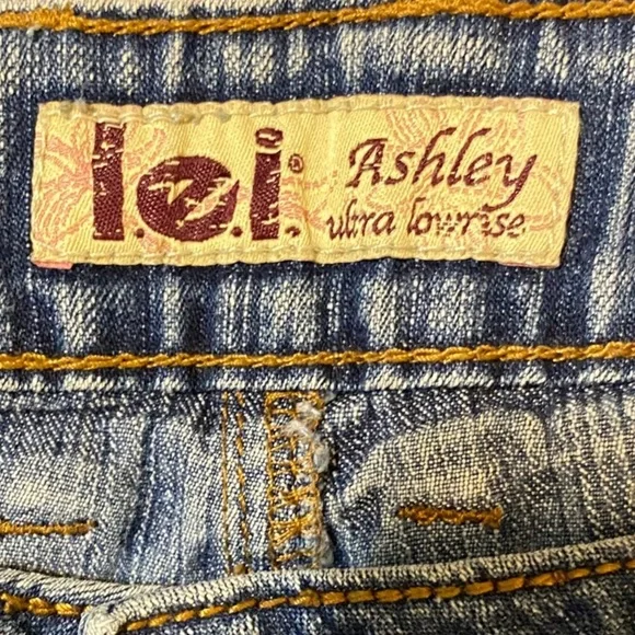 L.e.i. Ashley Ultra Lowrise Women's Light Blue Denim Jeans Size Junior 9 - Picture 5 of 16
